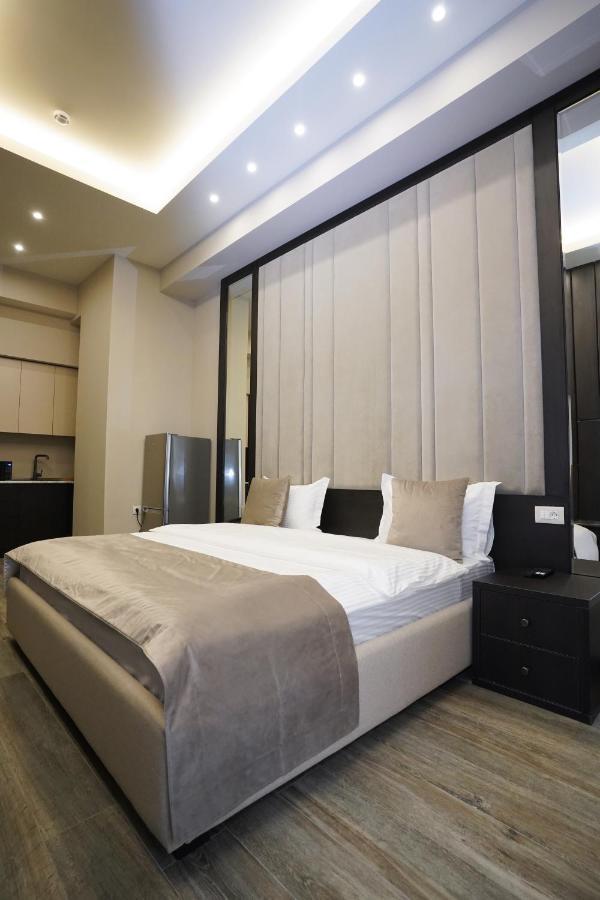 Soho Hotel City Centre 耶烈万 外观 照片